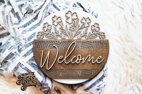 Download Welcome Clovers | Door Hanger SVG - Premium Resources